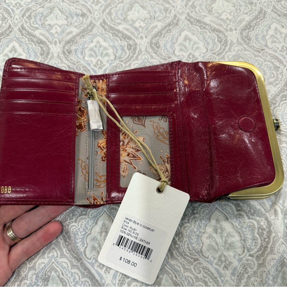 NWT Hobo Riva wallet